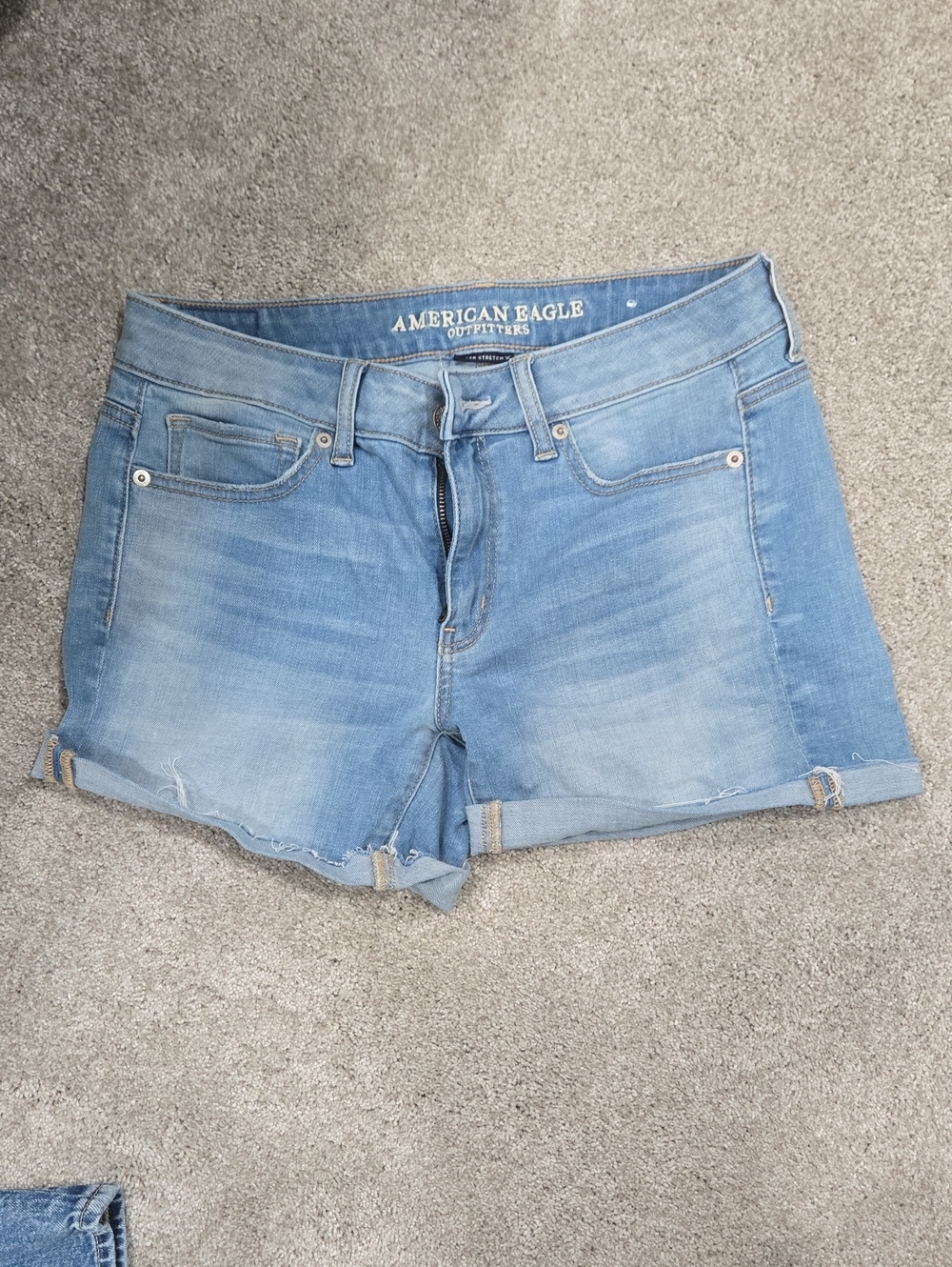 American Eagle Outfitters Women’s Size 6 Denim Bundle - Picture 2 of 5